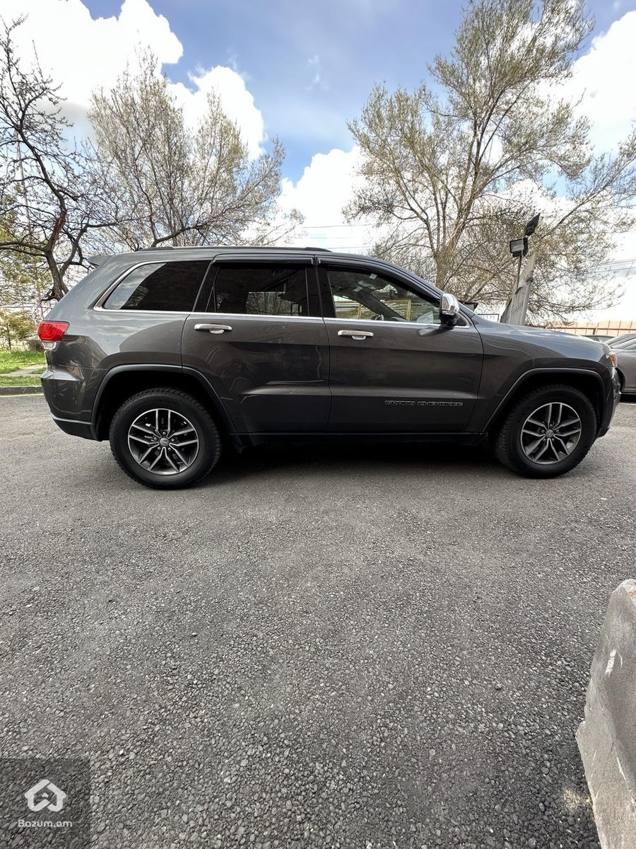 Jeep Grand Cherokee Limited - image 4