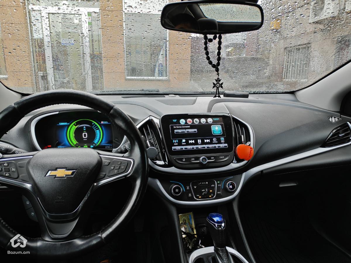 Chevrolet Volt 2 LT - image 10