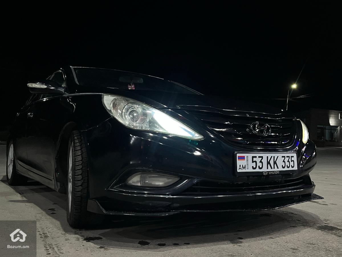 Hyundai Sonata - image 10