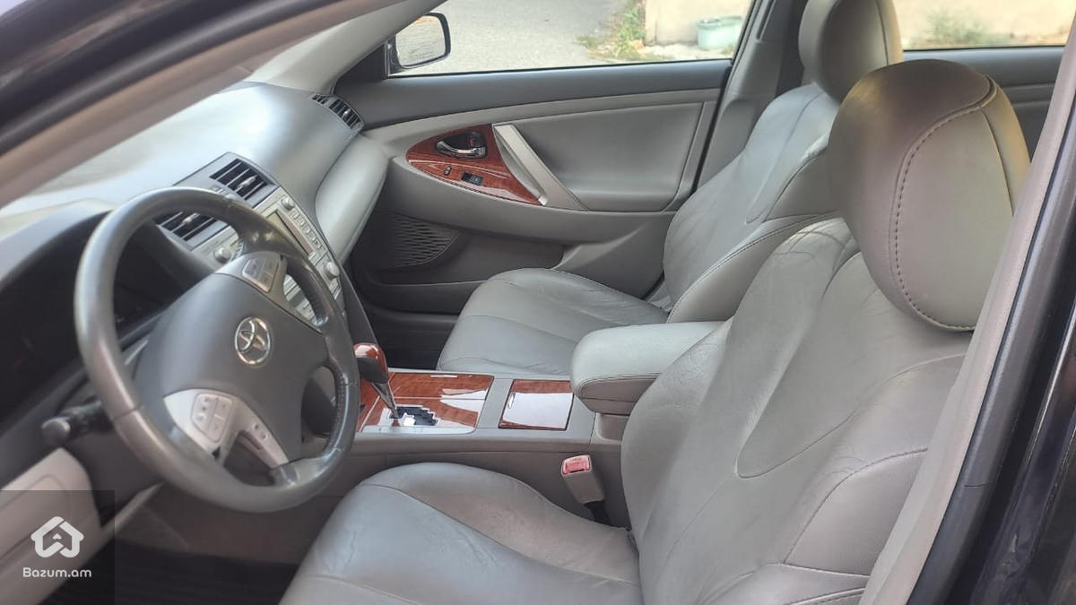 Toyota Camry 2011/9 - image 9