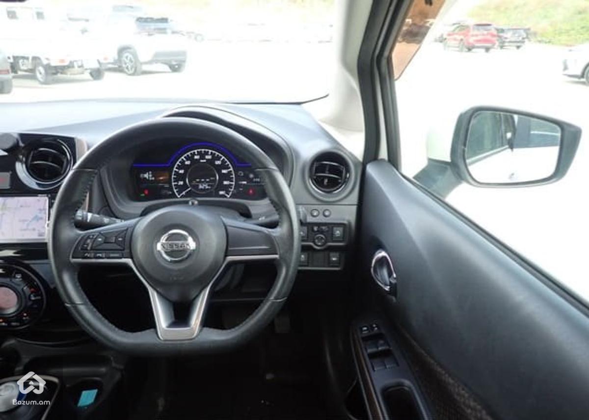 Nissan Note E-Power Hybrid MEDALIST 2016թ - image 11