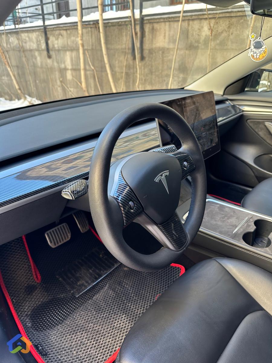 Tesla Model 3 SR+ - image 7