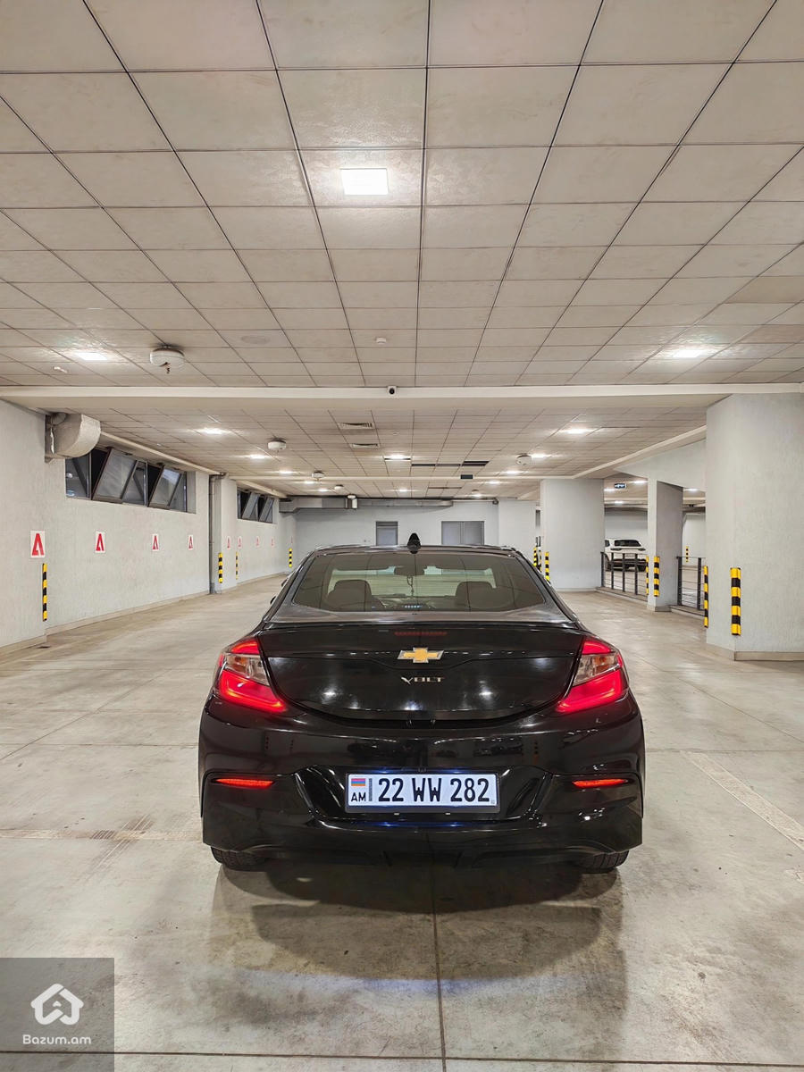 Chevrolet Volt 2 LT - image 4