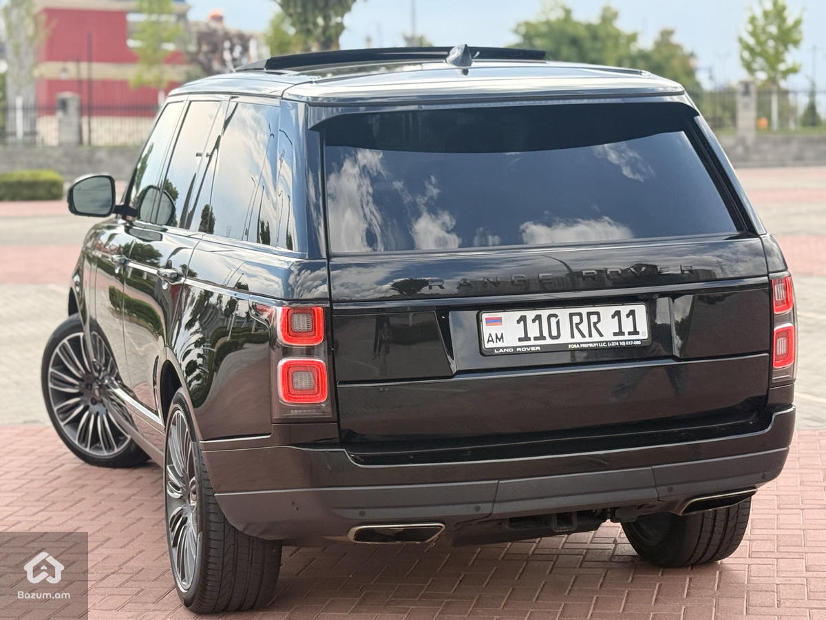 Range Rover Vogue - image 9