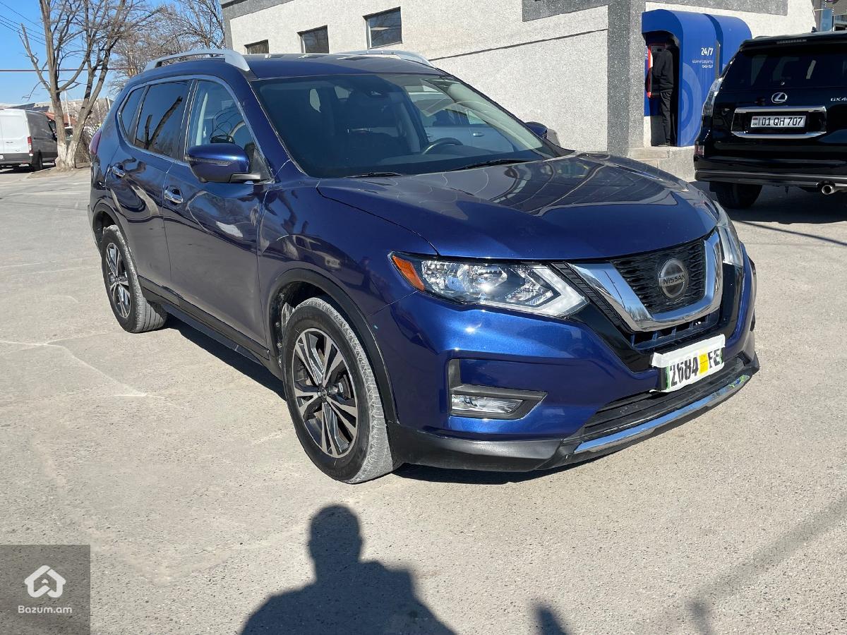 Nissan Rogue - image 7