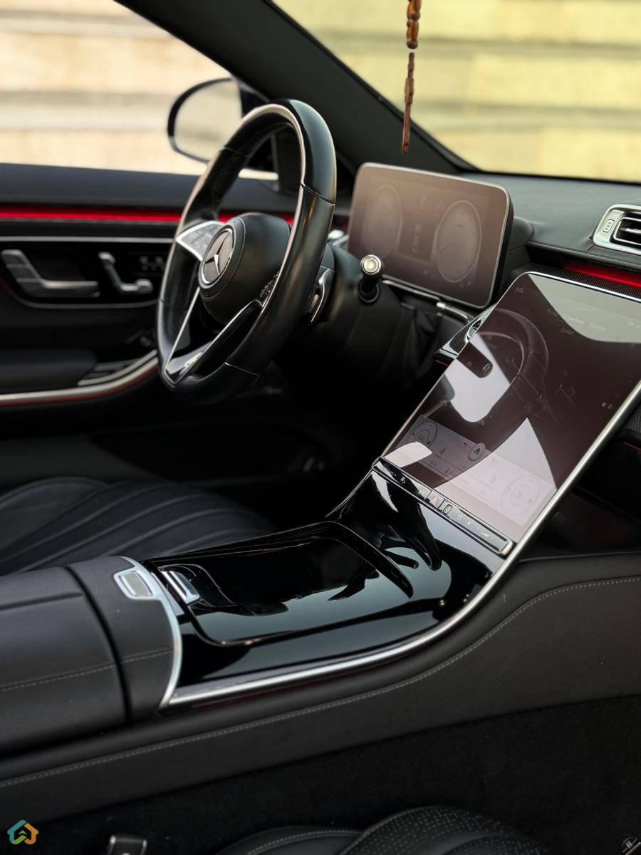 Mercedes Benz S500  - image 12