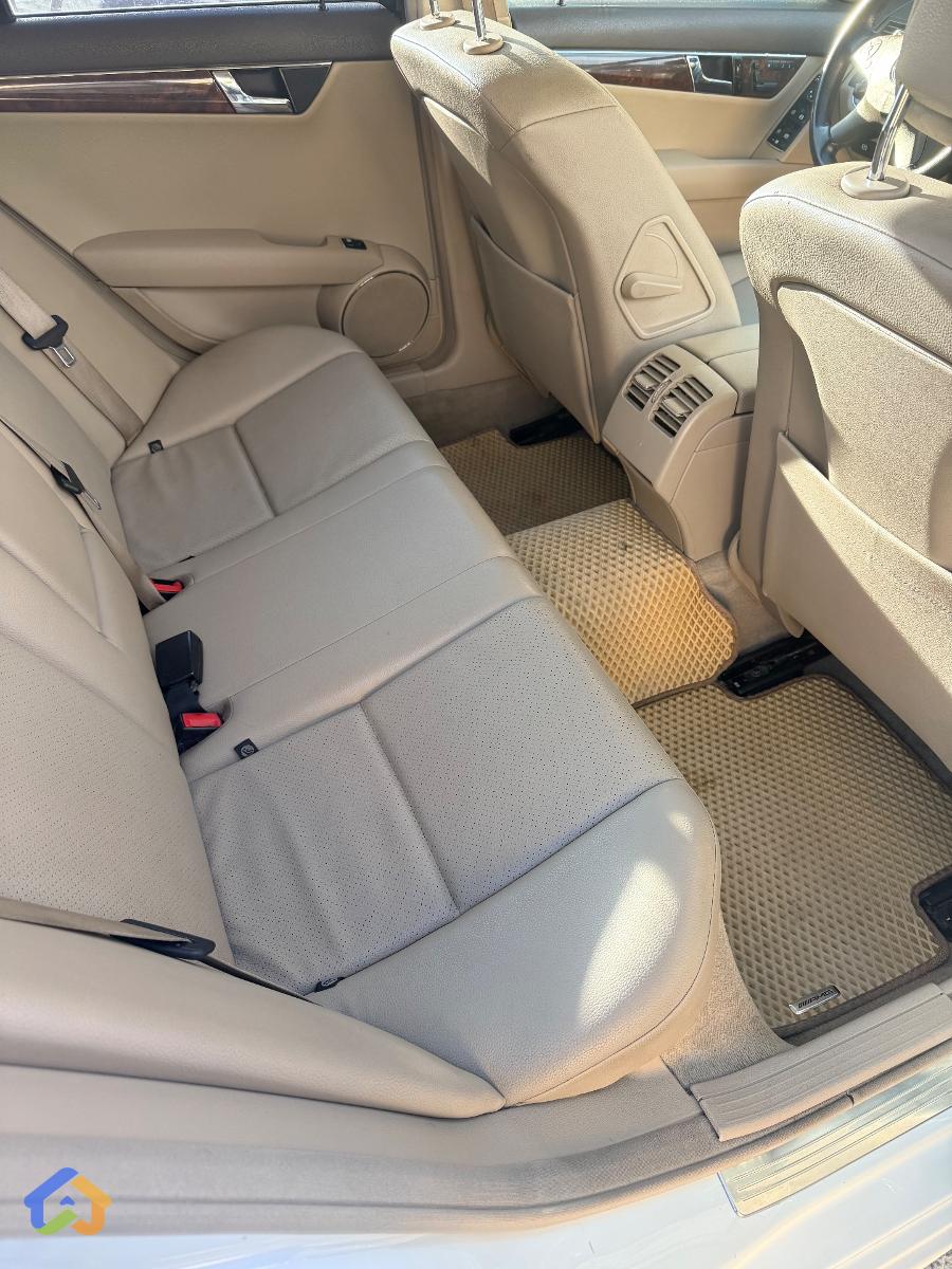 Mercedes  - image 11