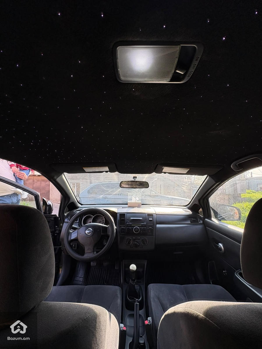 Nissan Versa - image 14