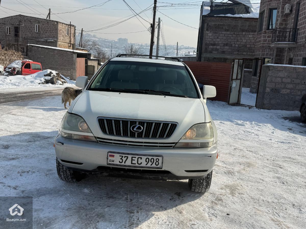 lexus Rx 300 - image 1