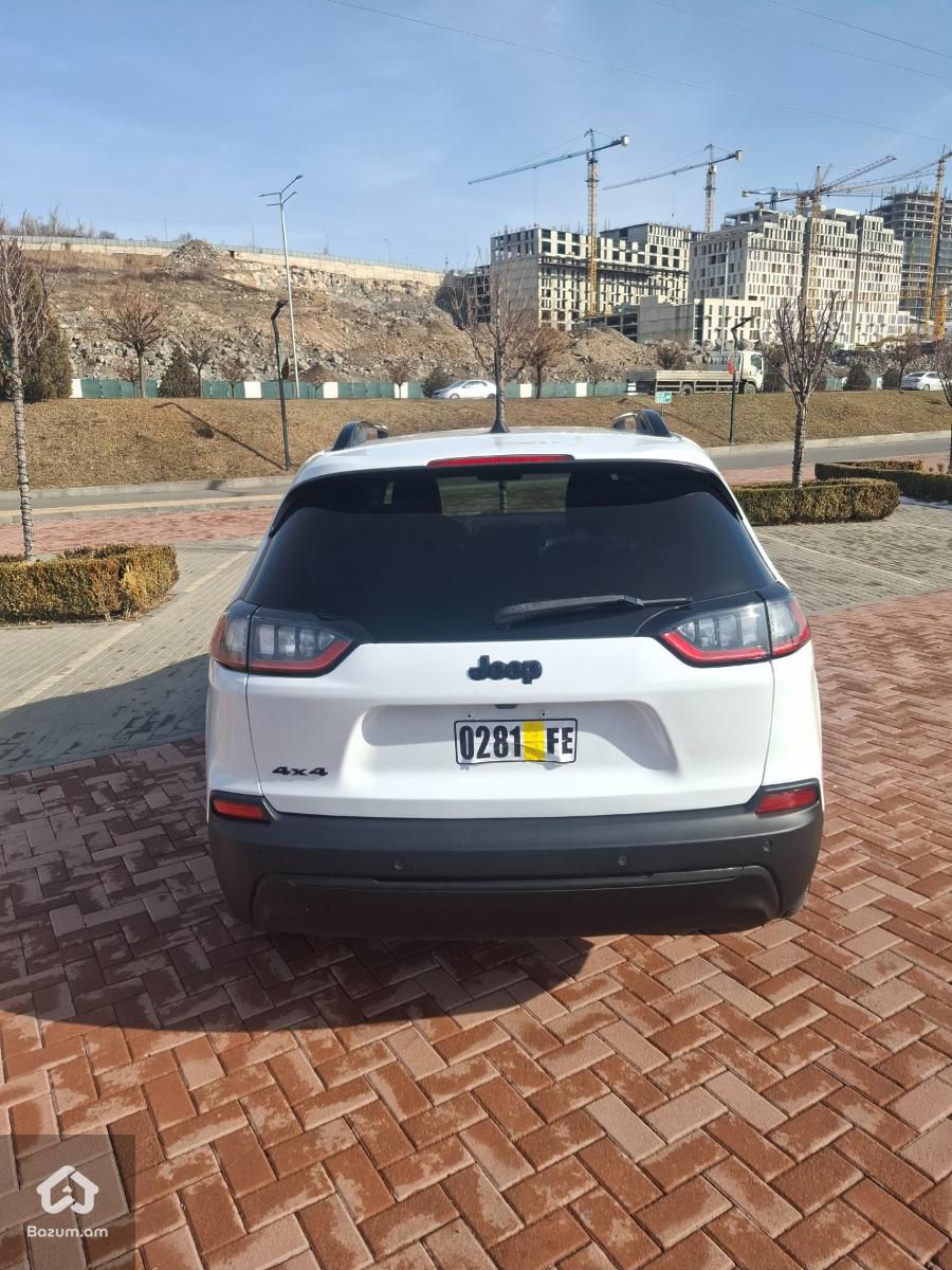 Վաճառվում է JEEP CHEROKEE ALTITUT  - image 6