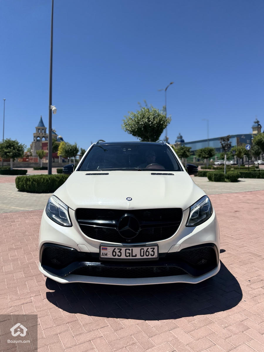 MERCEDES-BENZ ML63 AMG - image 6