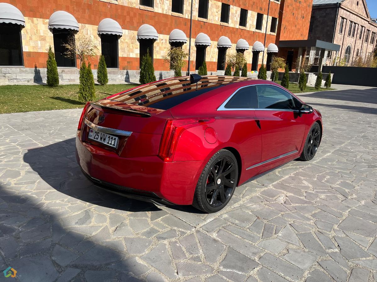 CADILLAC ELR - image 7