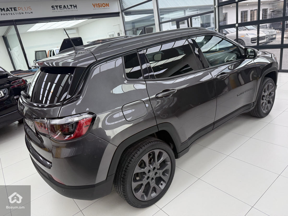 Jeep Compass 80 TH Anniversary 4x4 - image 6