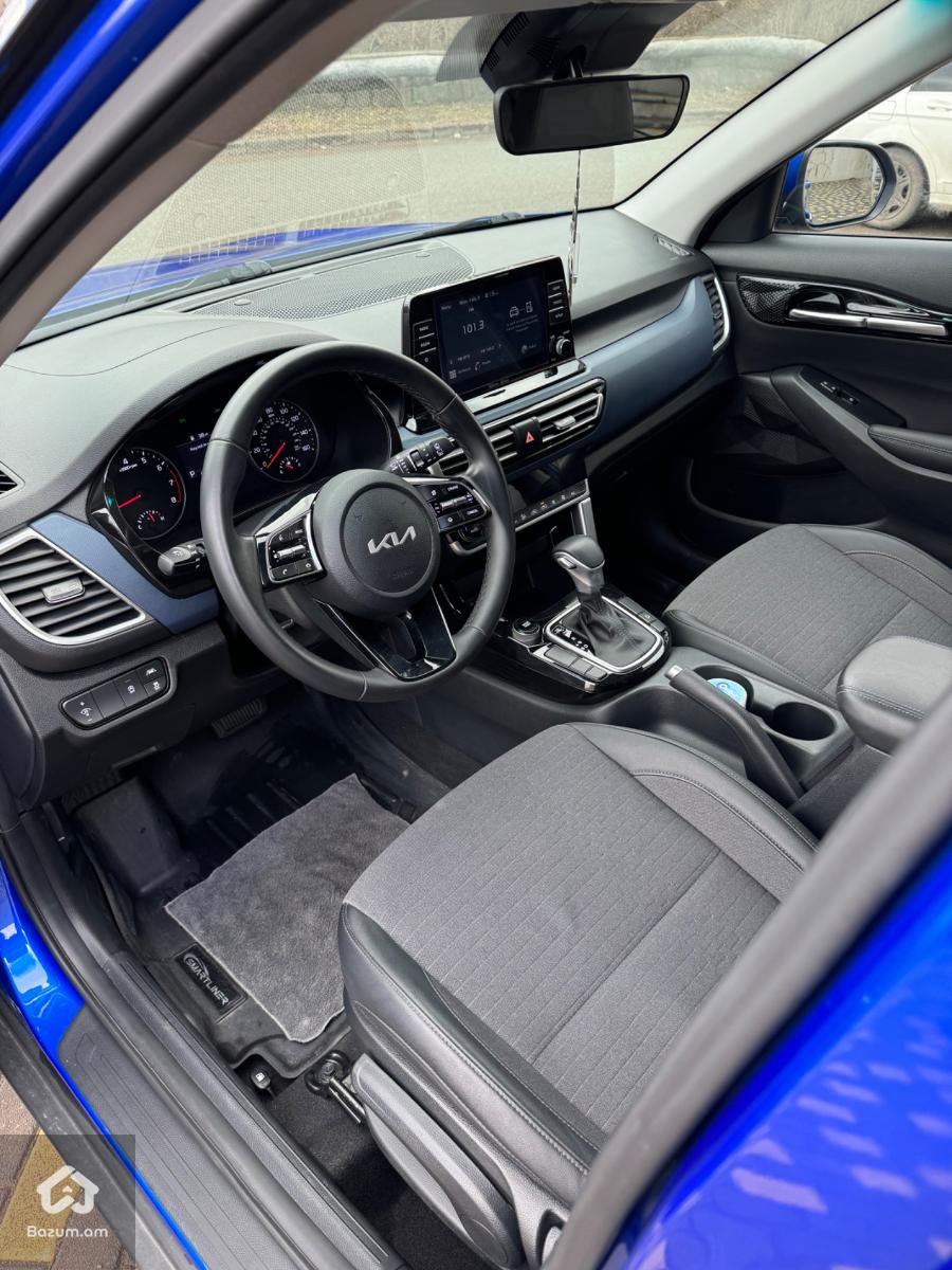 Kia Seltos - image 10