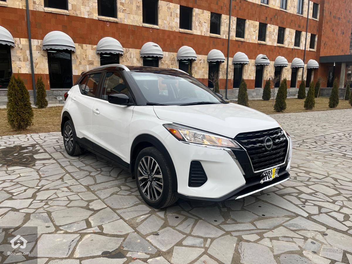 Nissan Kicks SV - image 3