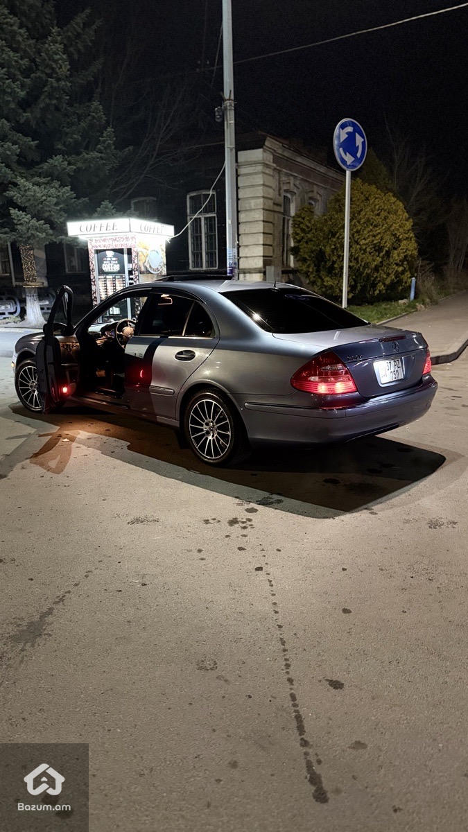 mercedes w211 - image 17