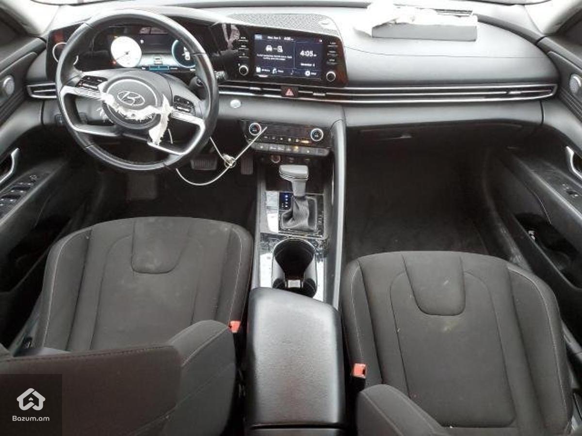  Hyundai Elantra, Sel - image 8