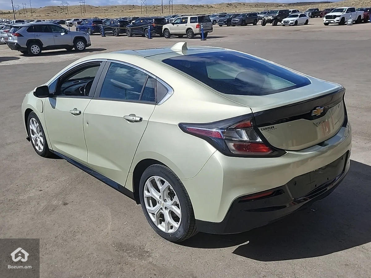 Chevrolet Volt 2 - image 6