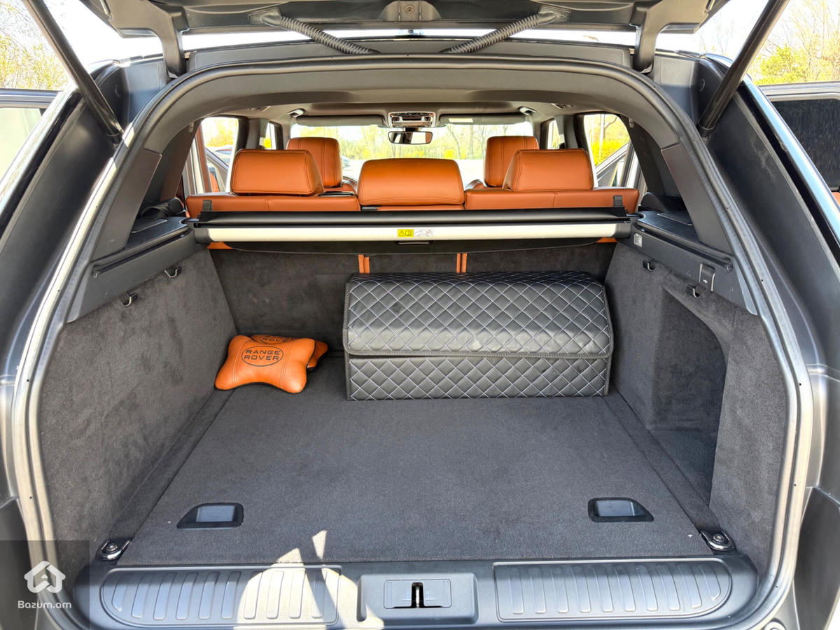 Range Rover Sport - image 13