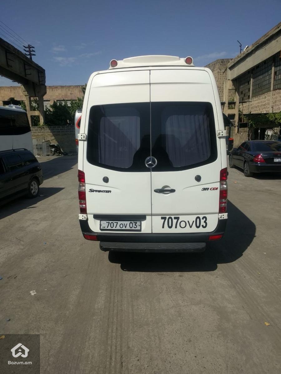 Mercedes Benz Sprinter - image 2