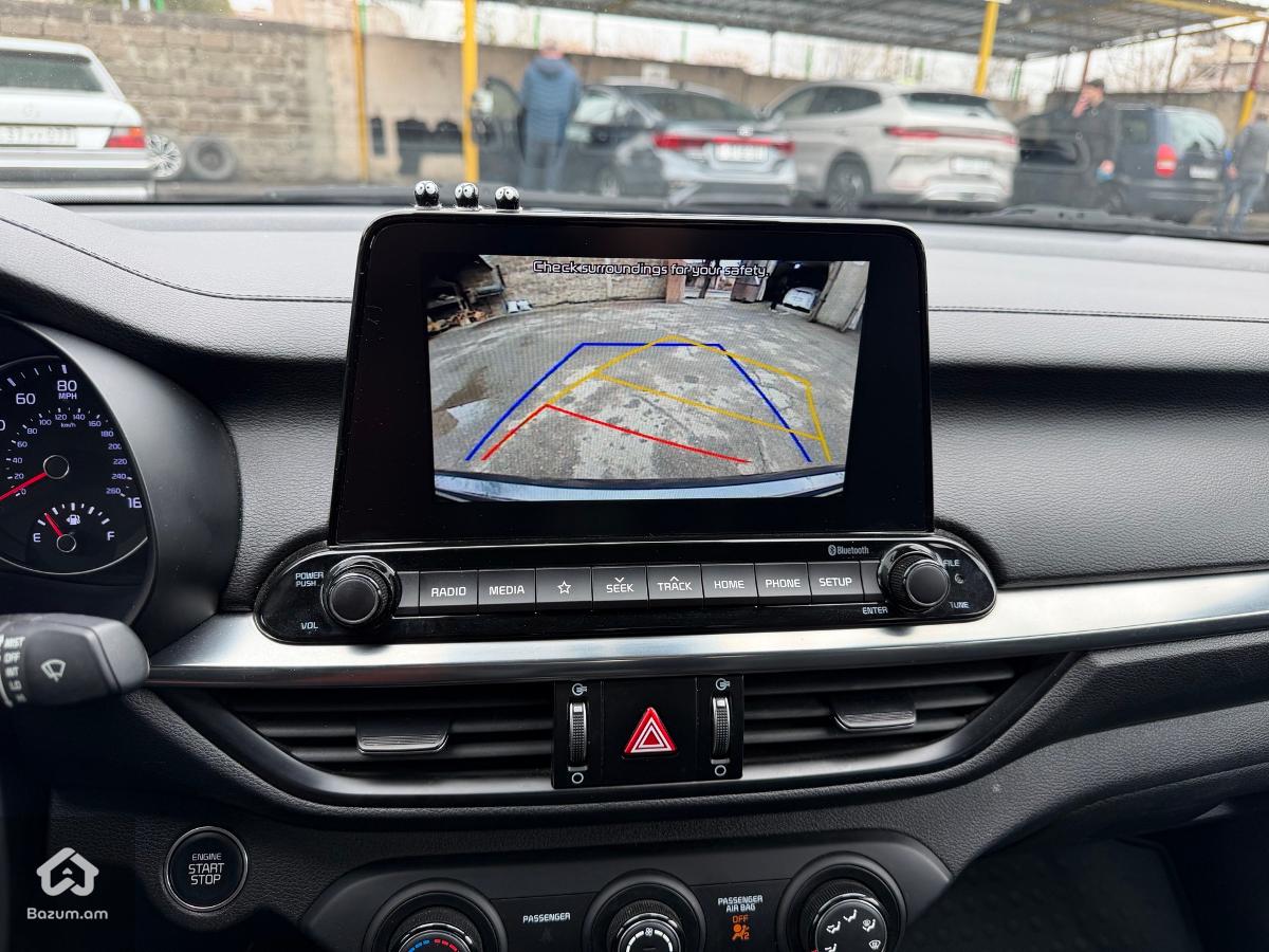 KIA FORTE GT-LINE  - image 11