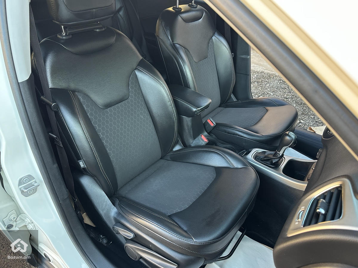 JEEP COMPASS - image 17