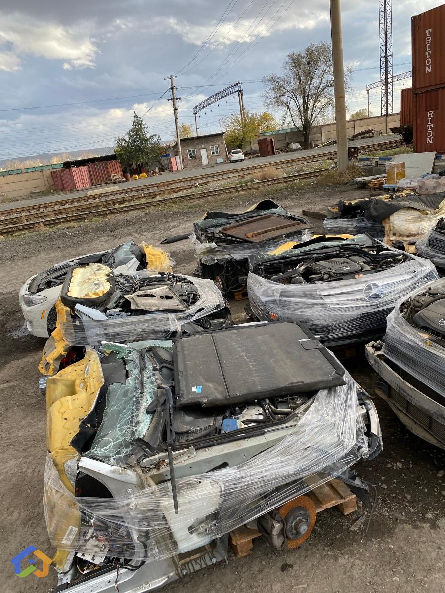 Mercedes Benz CLA w117 պահեստամասեր - image 2