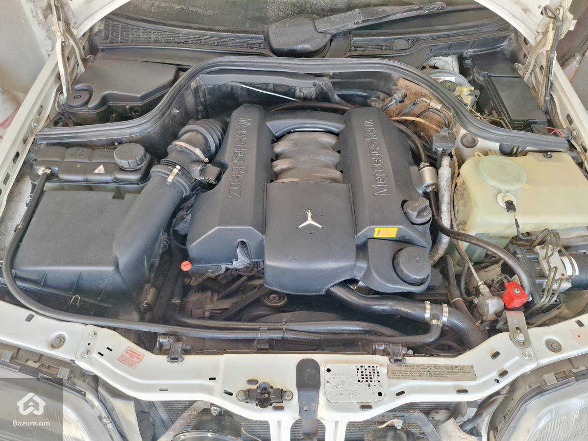 Mercedes Benz c class - image 7