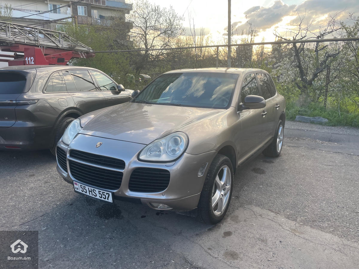 Porsche Cayenne S - image 3