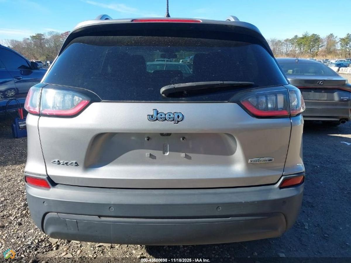 JEEP CHEROKEE - image 2