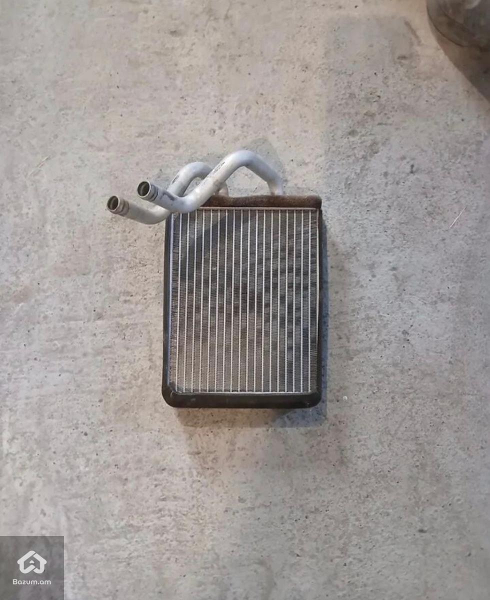 Kia Sorento 2002-2006 փեջի ռադյատր օրիգինալ - image 1