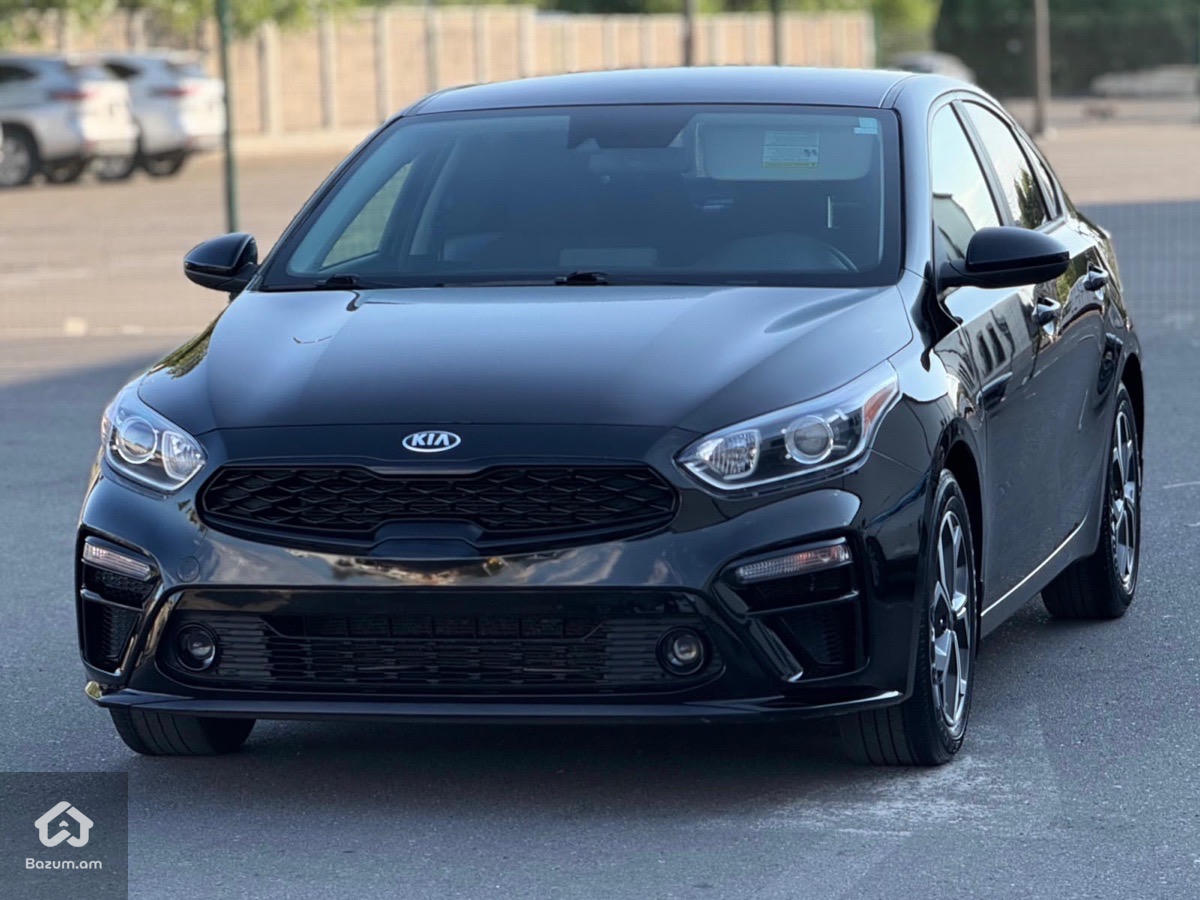 Kia Forte - image 18