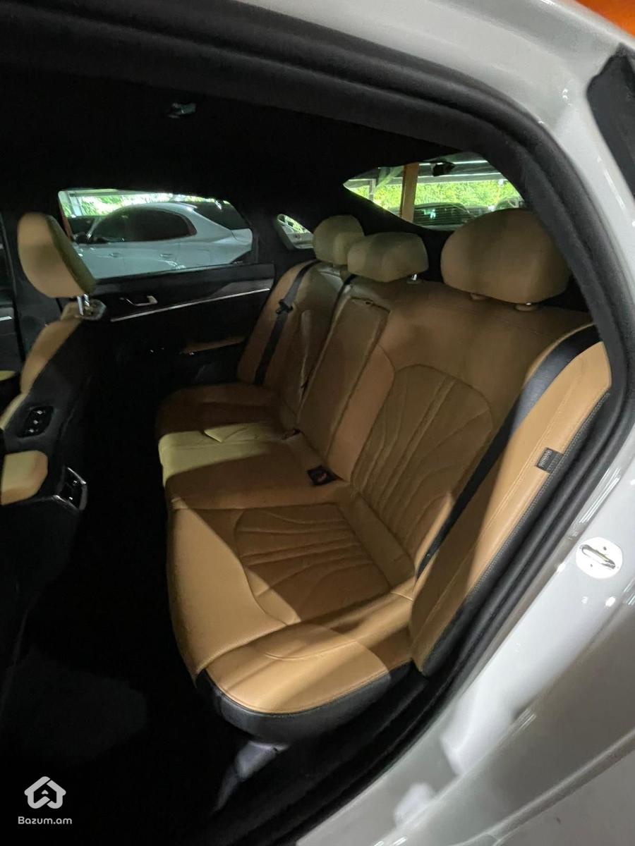 Kia K5 HYBRID - image 31