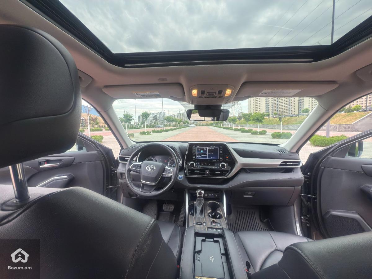 TOYOTA HIGHLANDER 2.5 HYBRID XLE 2021-2022 - image 20