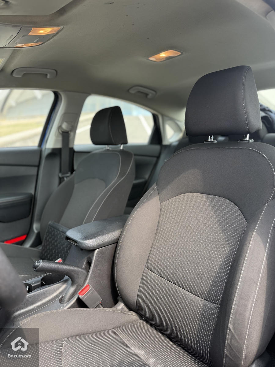 Kia Forte 2018 FE 2.0L - image 14