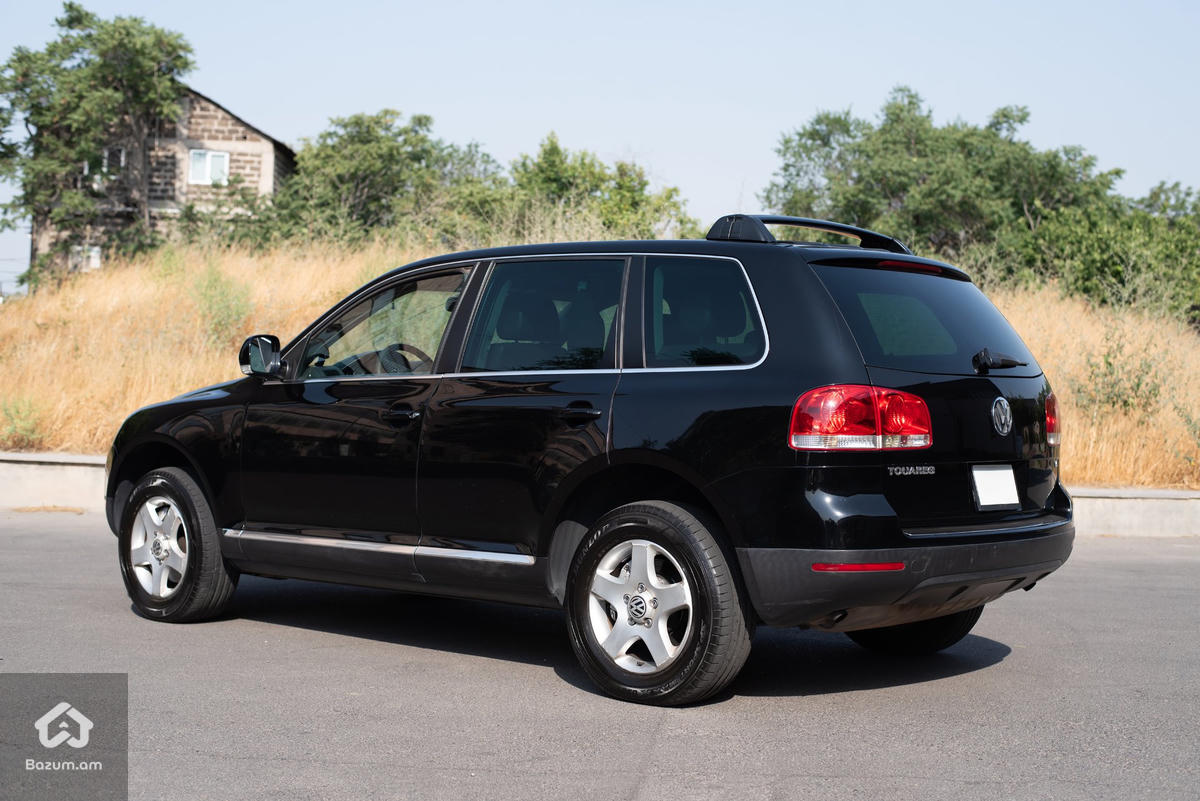 Volkswagen Touareg - image 5