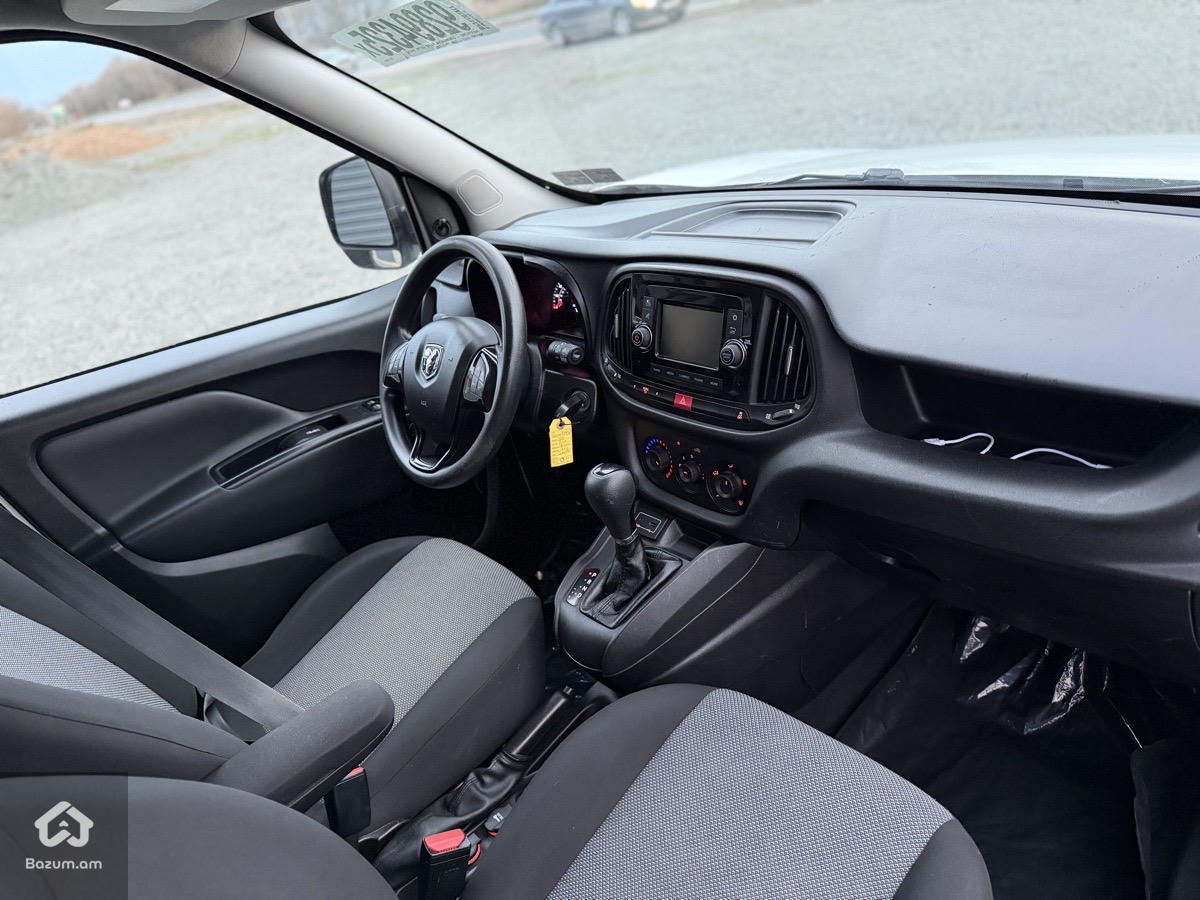 RAM PROMASTER CITY - image 14
