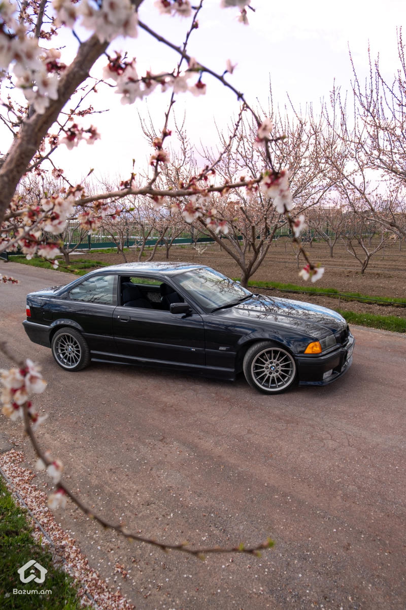 Bmw e36 coupe - image 6