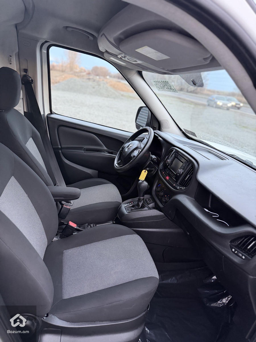 RAM PROMASTER CITY - image 13