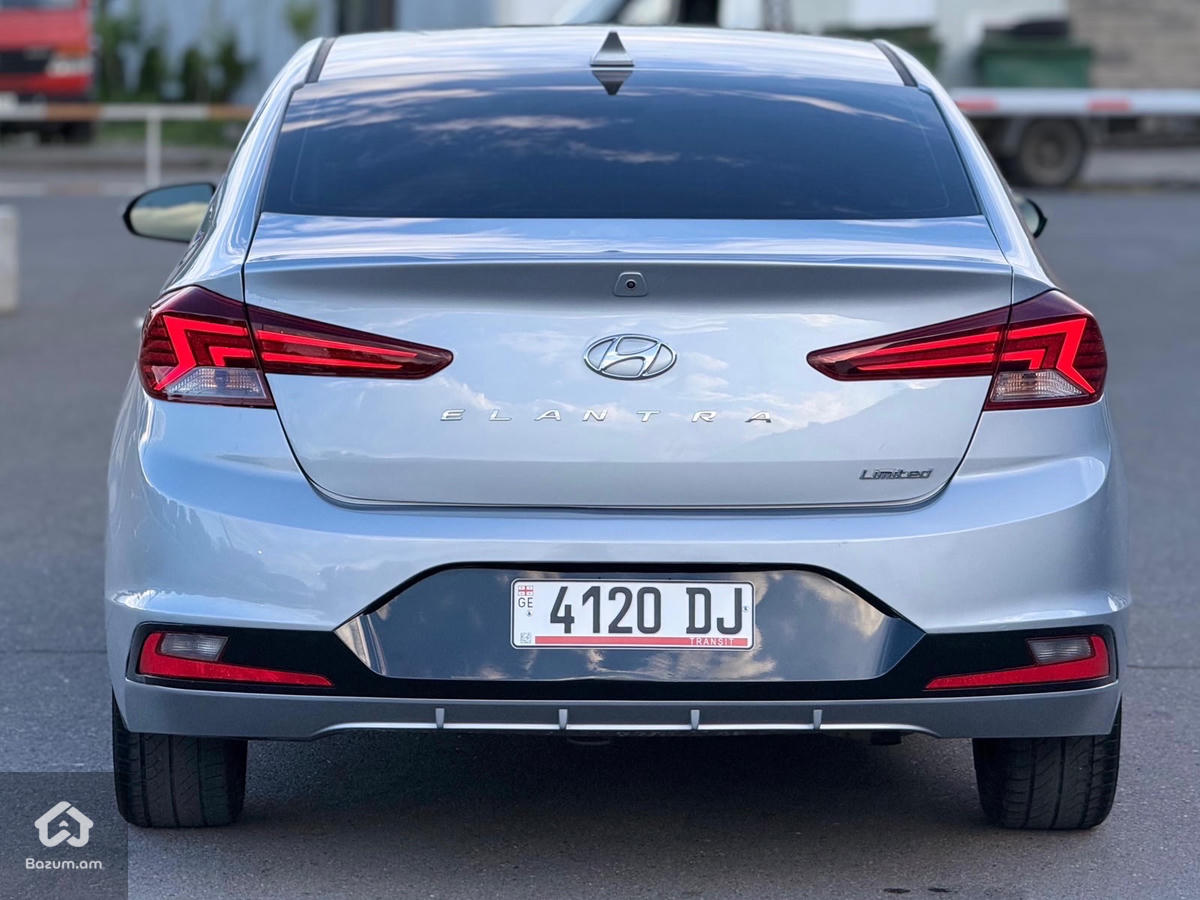 Hyundai  - image 10