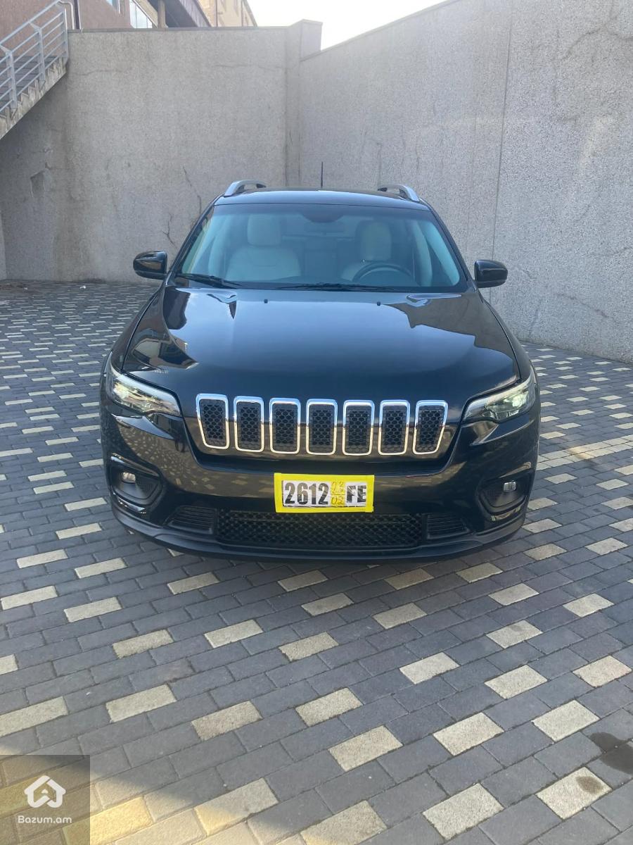 2020 Jeep Cherokee, Latitude Plus - image 1