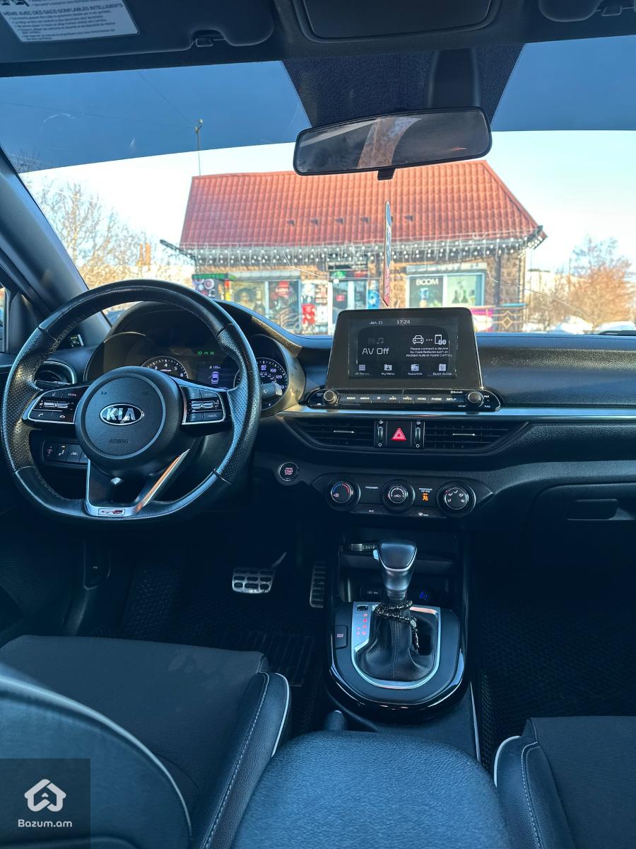 Kia Forte 2020 - image 10