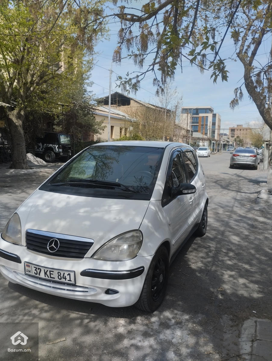 Mercedes A160 - image 8